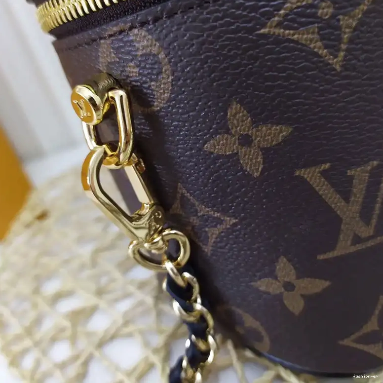 Fashionrep 204B570005 LV Bags 0507